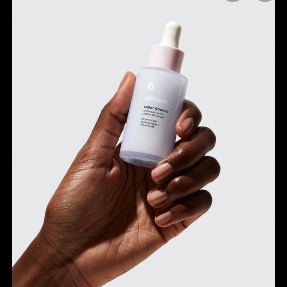Glossier super bounce serum